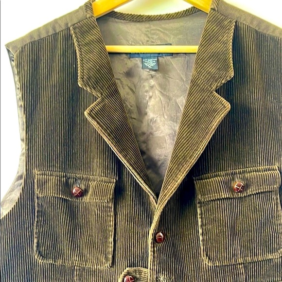 Banana Republic Brown Vest Classic Design - Picture 4 of 6